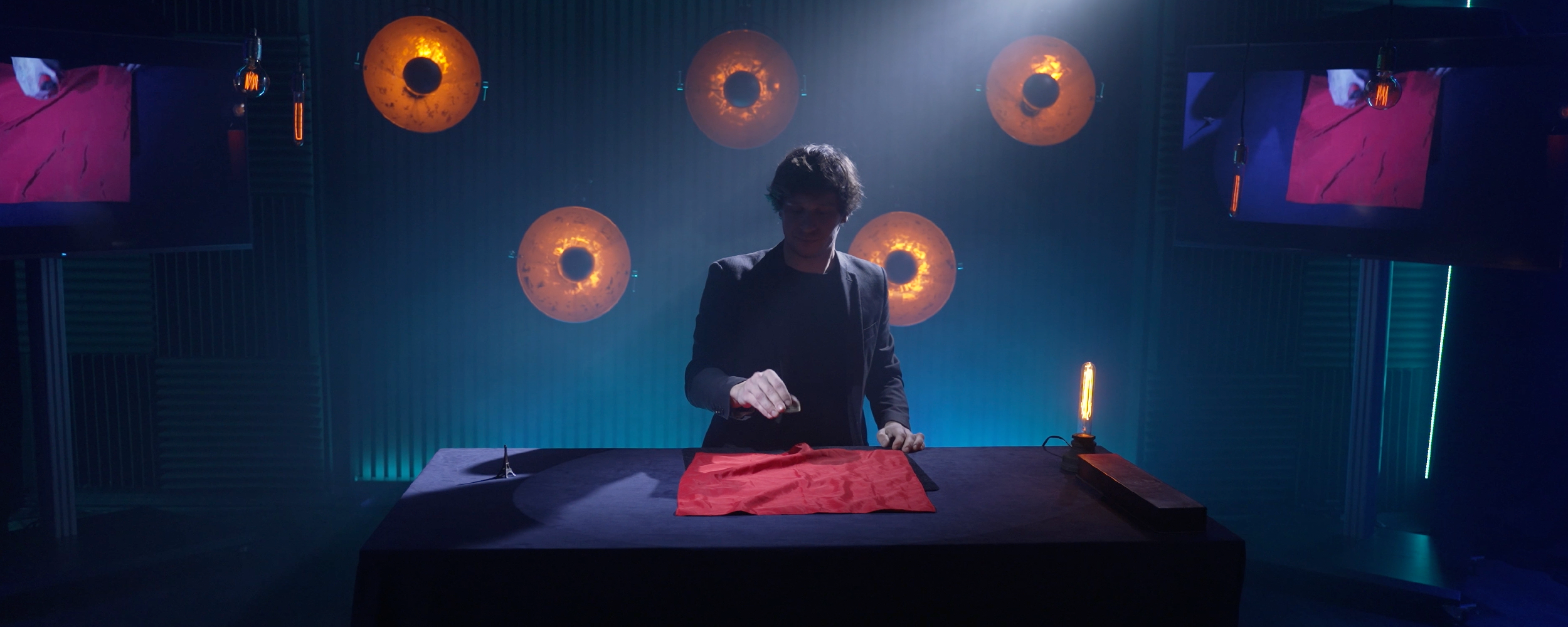 Décor studio TV à Paris